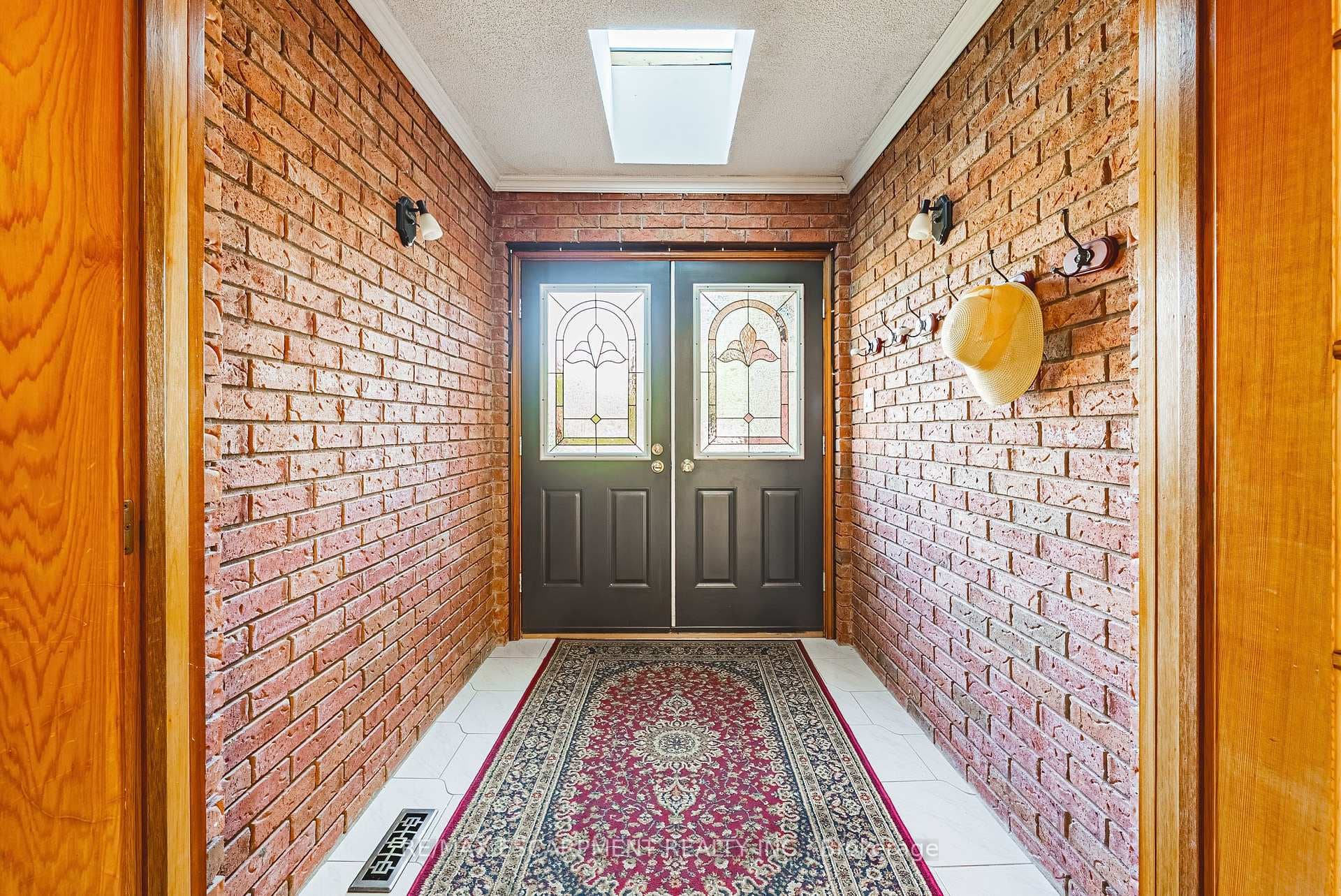 19 Glenhaven Court photo 2