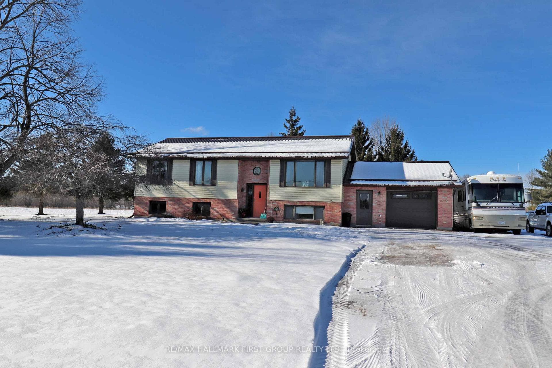 2679 Cooper Road photo 4