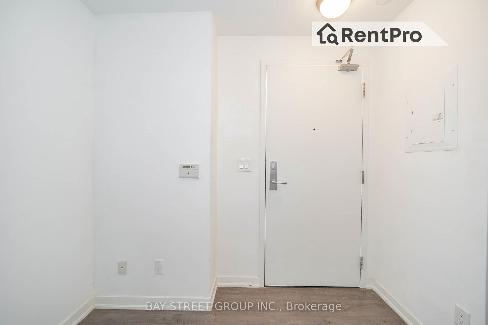 150 East Liberty Street Unit 805 photo 6