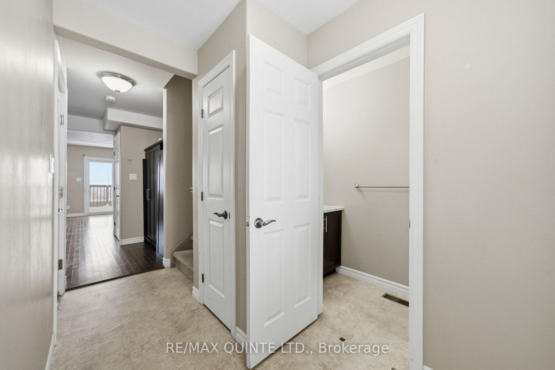 77 Mountain Ash Drive photo 4