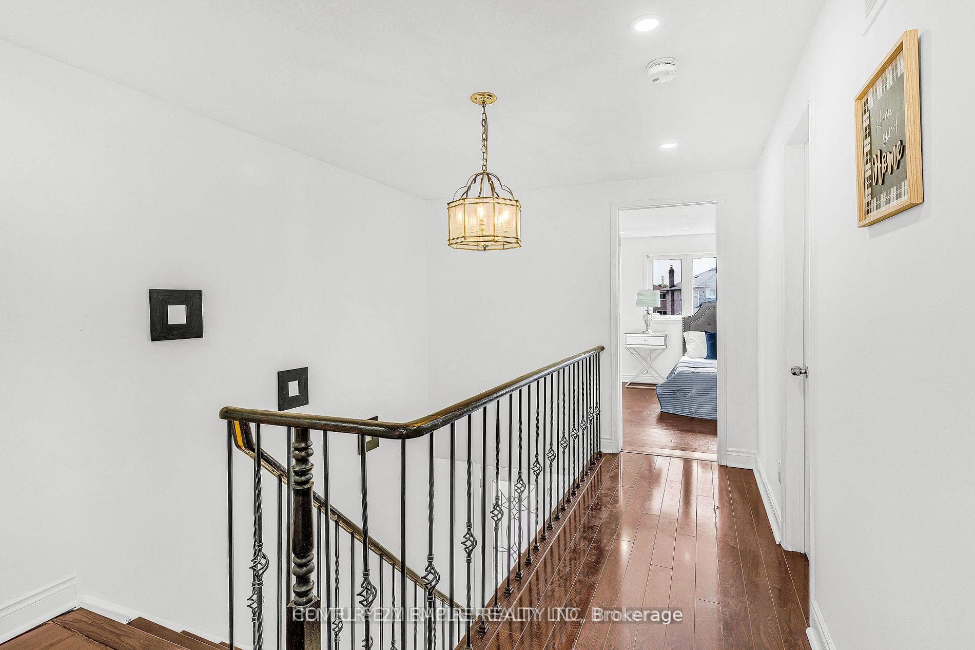 87 Sandmere Avenue photo 37
