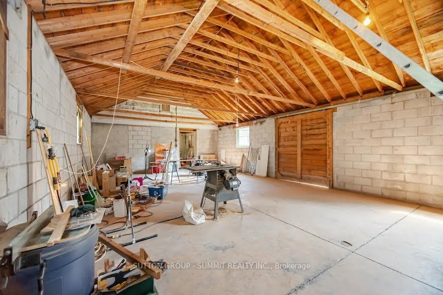 6840 16TH Side Road photo 31