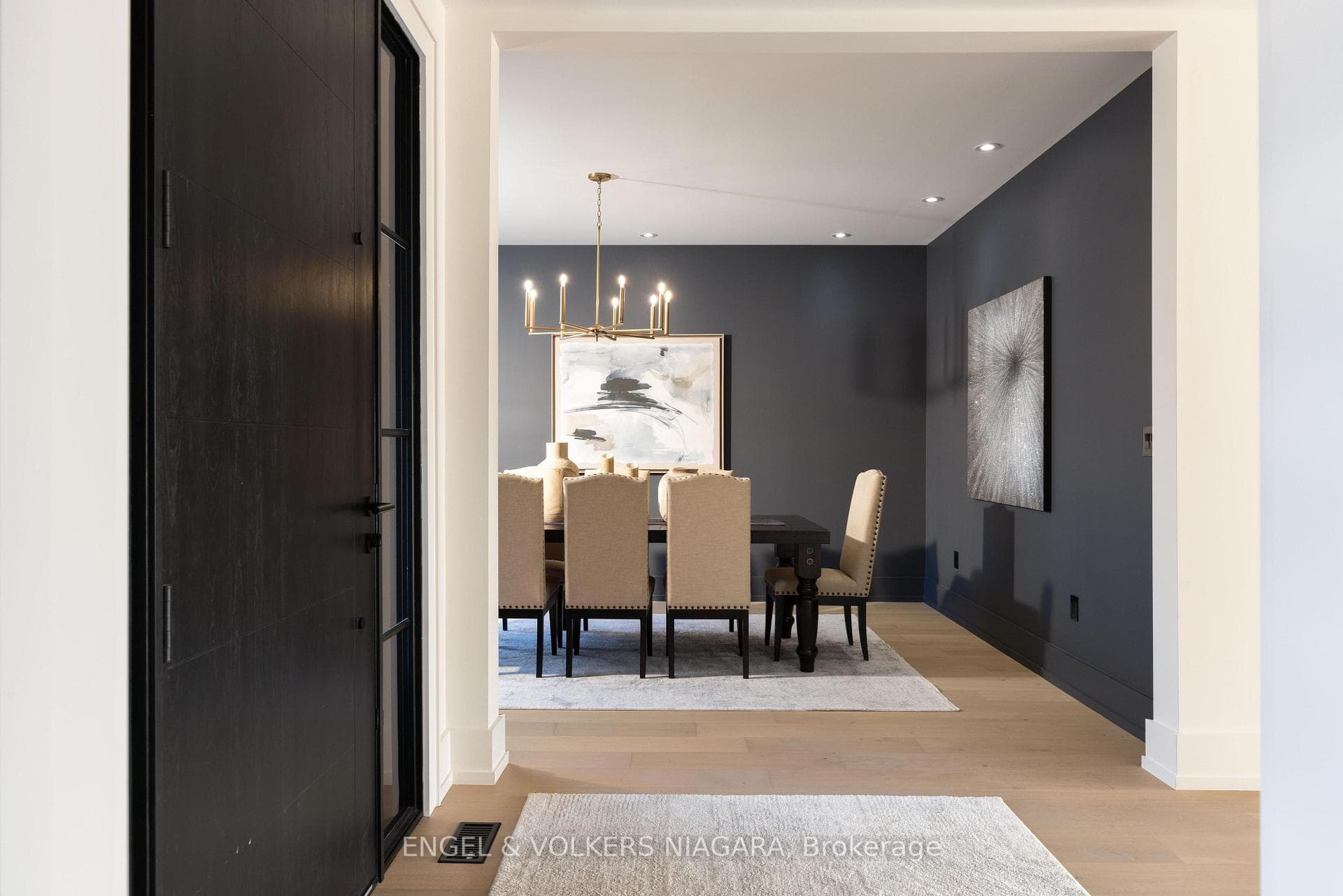 Formal dining room