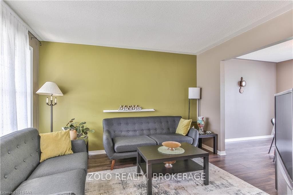 1144 ALDERSBROOK N/S Road photo 8