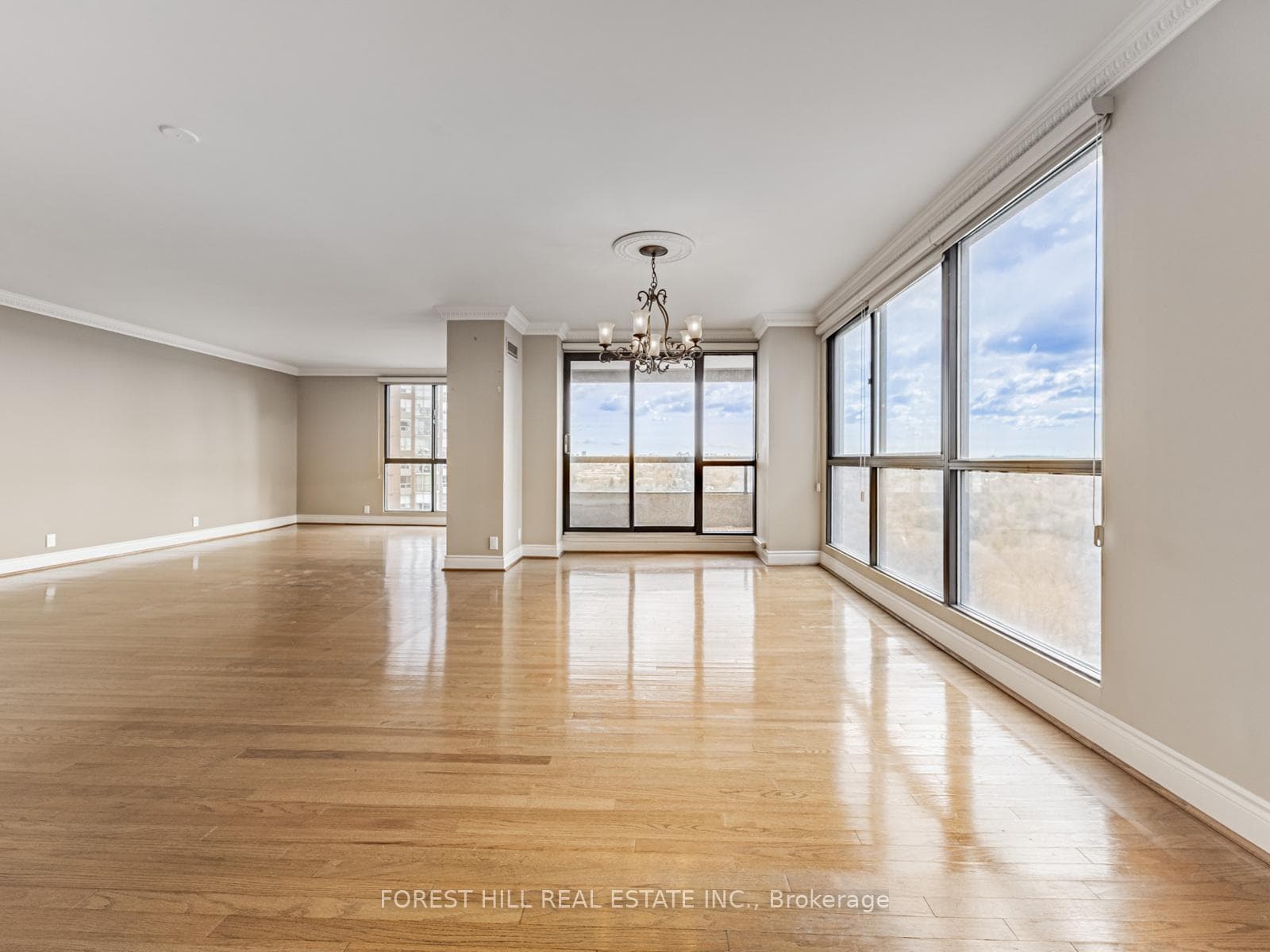 3 Concorde Place Unit 1505 photo 12