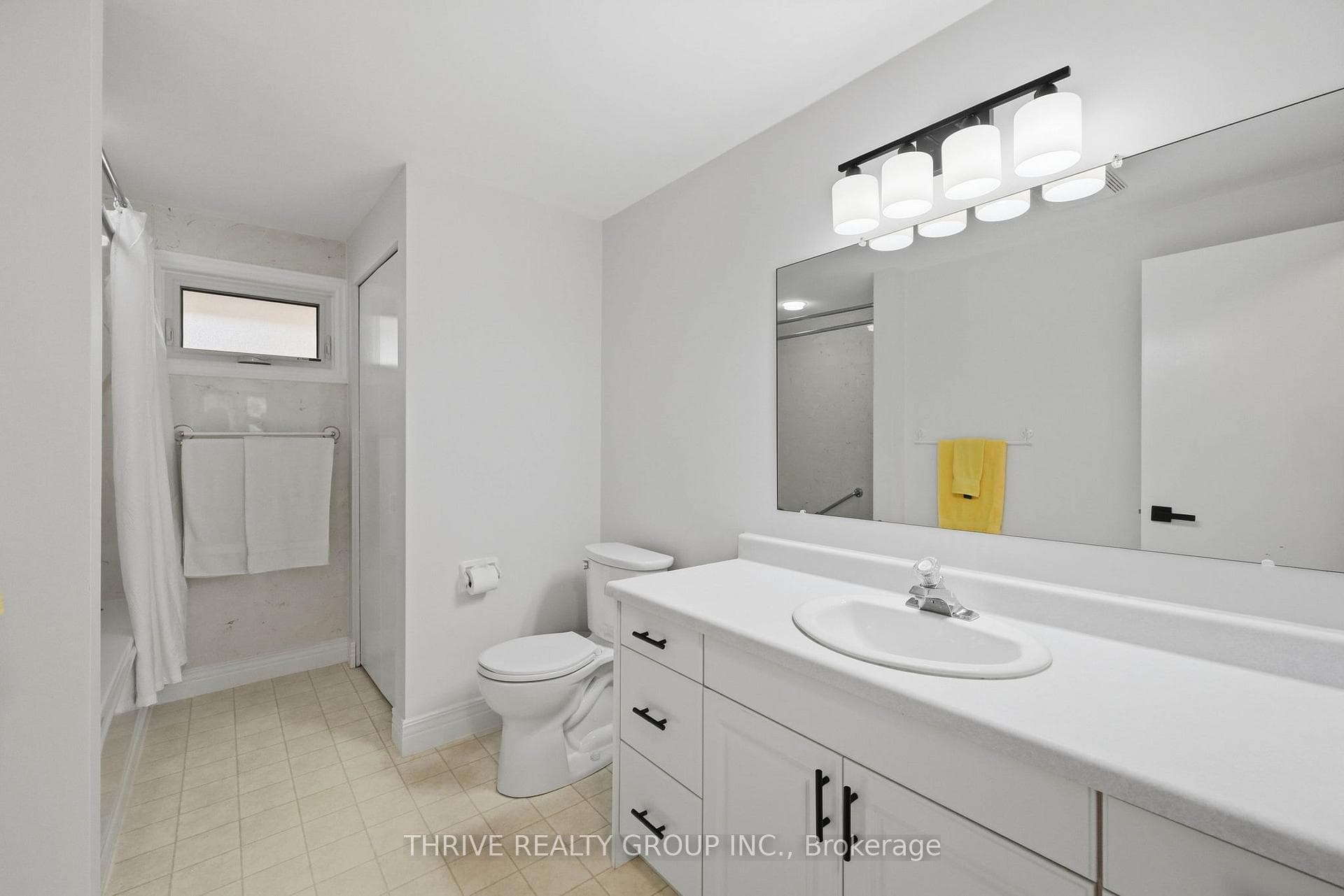 115 HALIBURTON Road photo 16