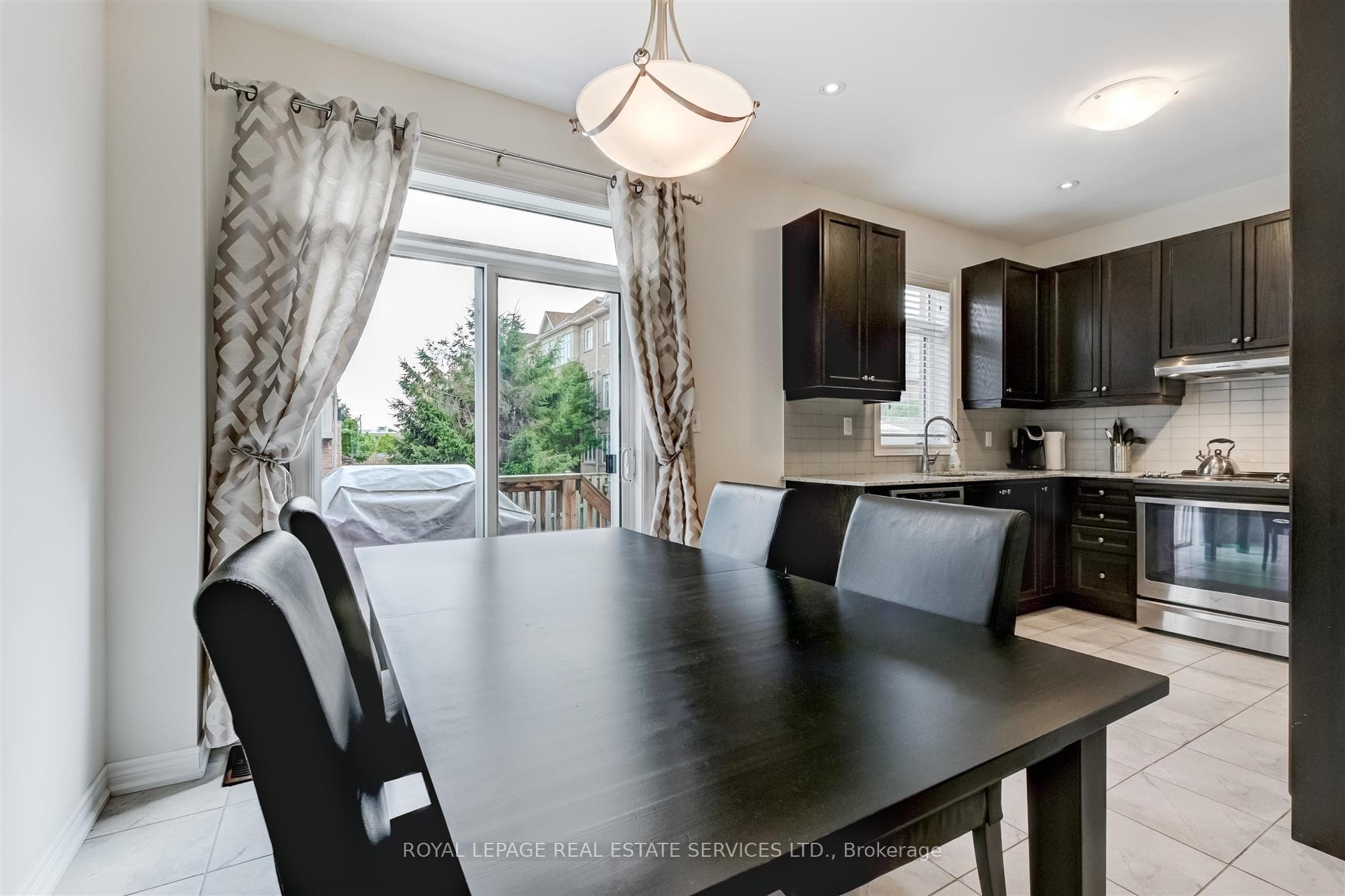 27 Erinview Terrace photo 7