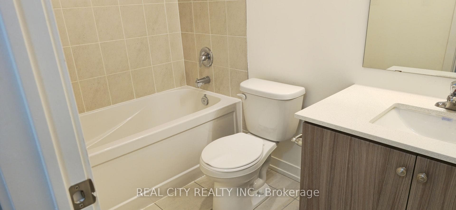 60 Elizabeth Street Unit 3104 photo 13