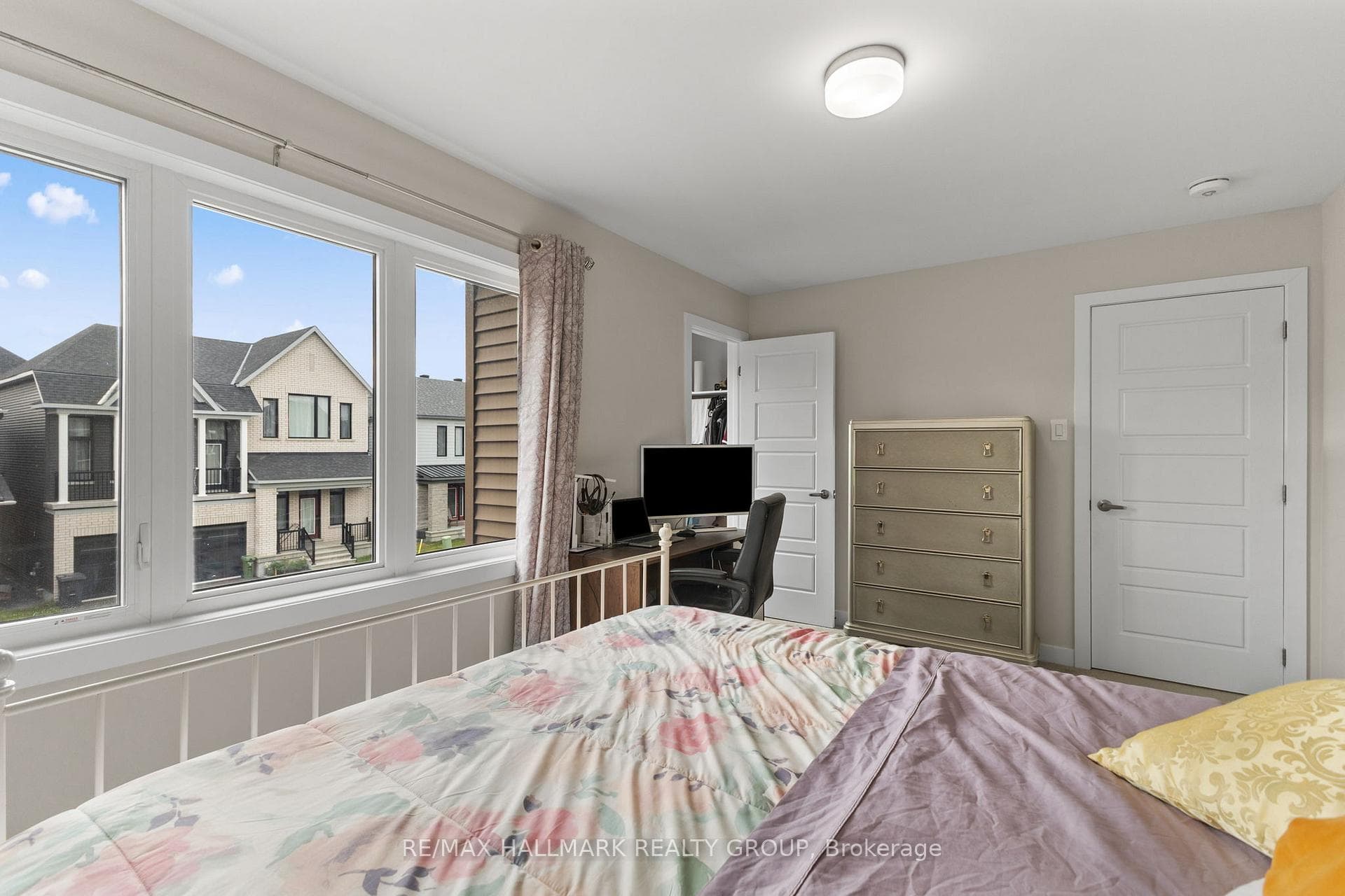 360 Peninsula Road photo 22