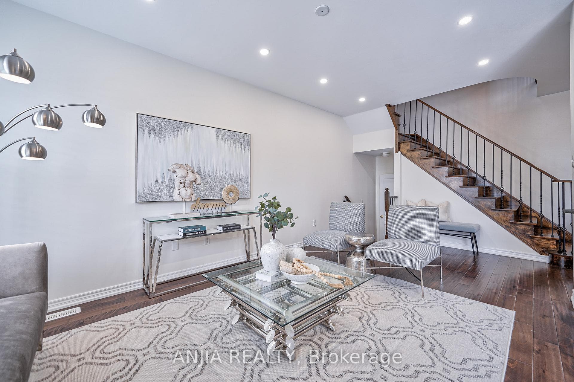 72 Hua Du Avenue photo 11
