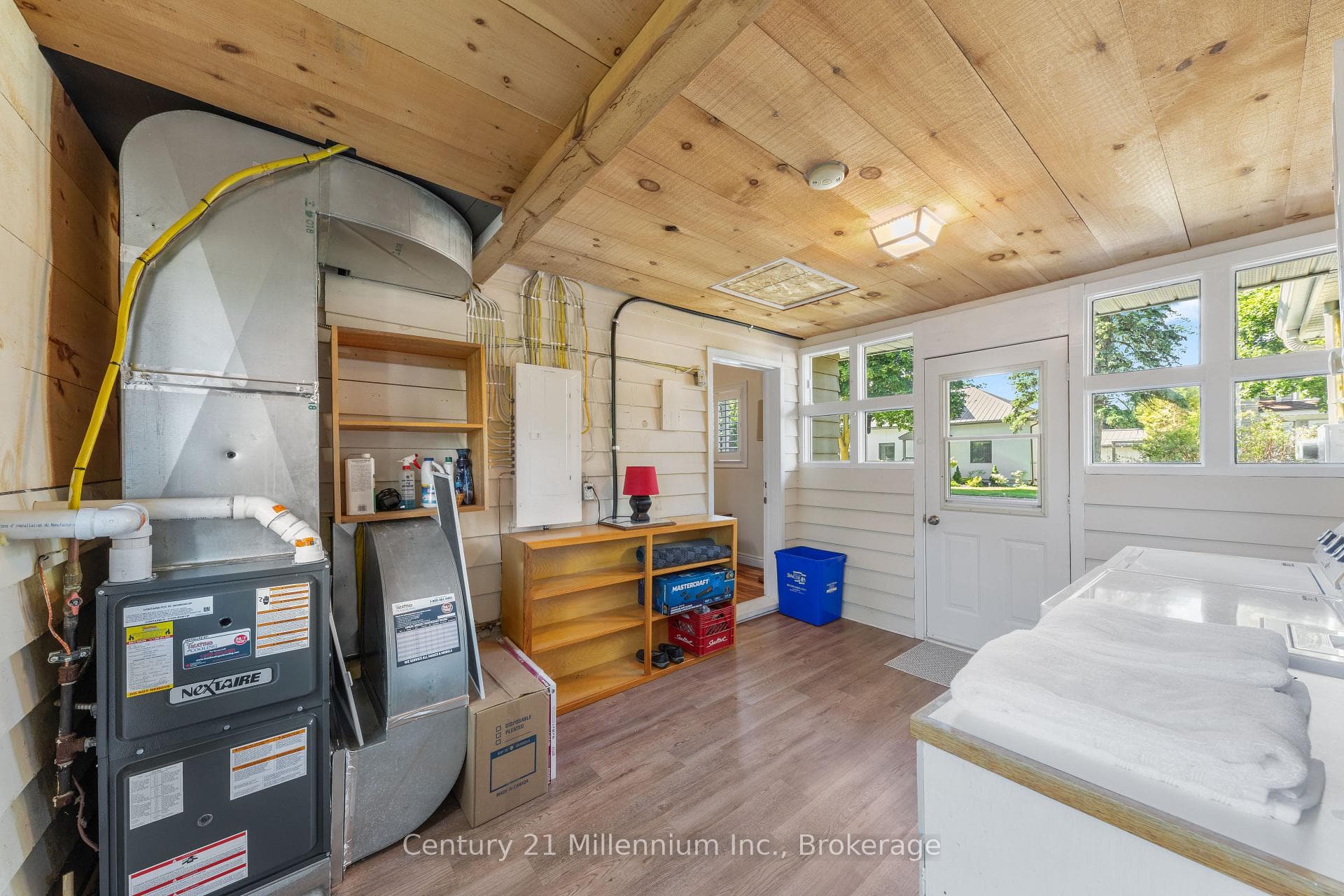 Laundry- breezeway