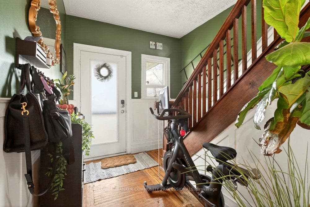 224 Balmoral Avenue photo 4