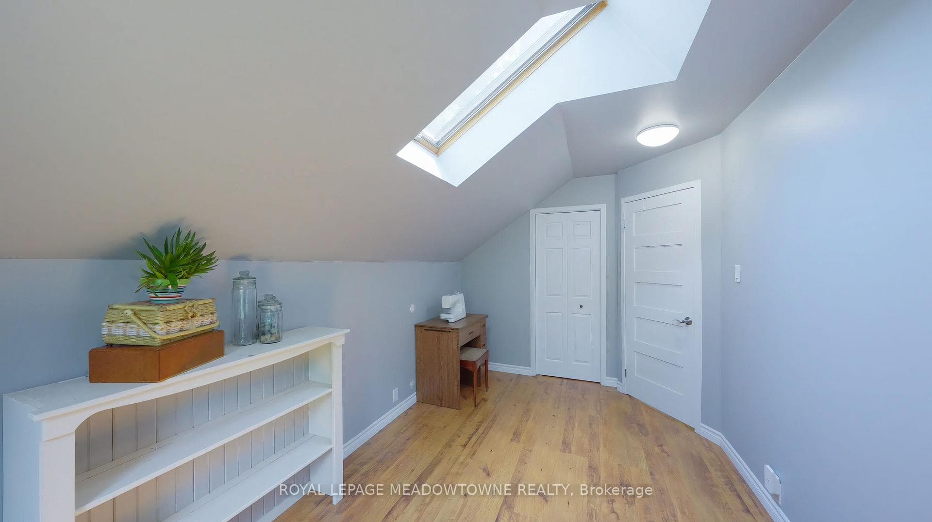 12369 Elizabeth Street photo 25