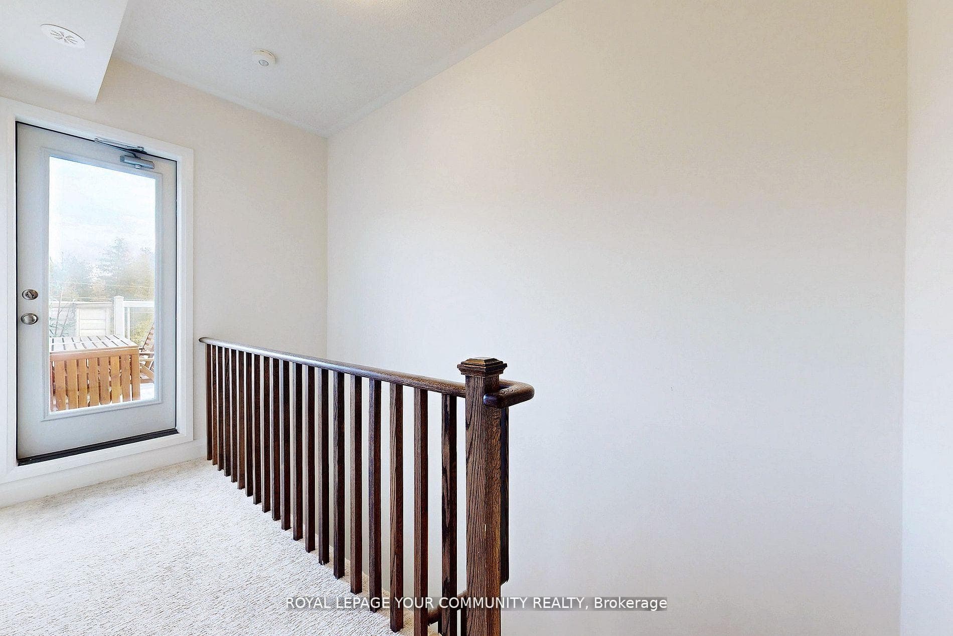 1870 Altona Road Unit 9 photo 37