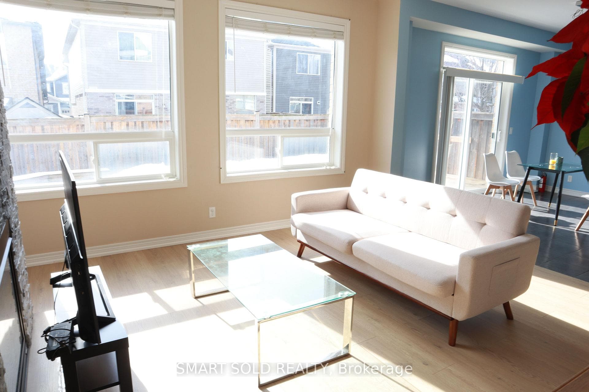 153 Iribelle Avenue photo 7
