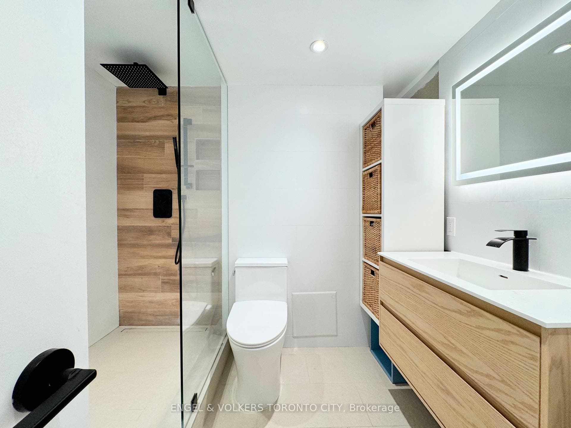 44 St Joseph Street Unit 2410 photo 12