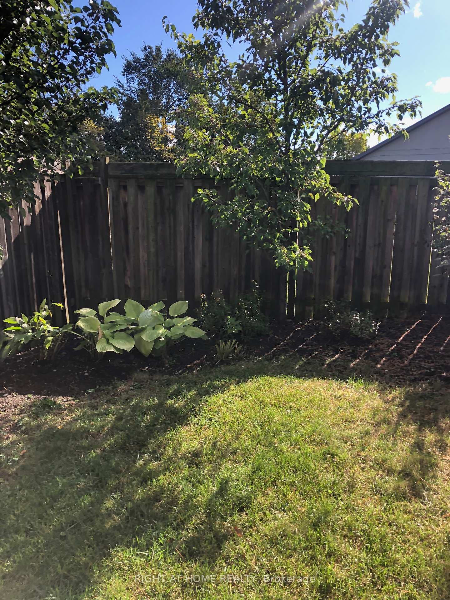 59 Lions Gate Boulevard photo 36