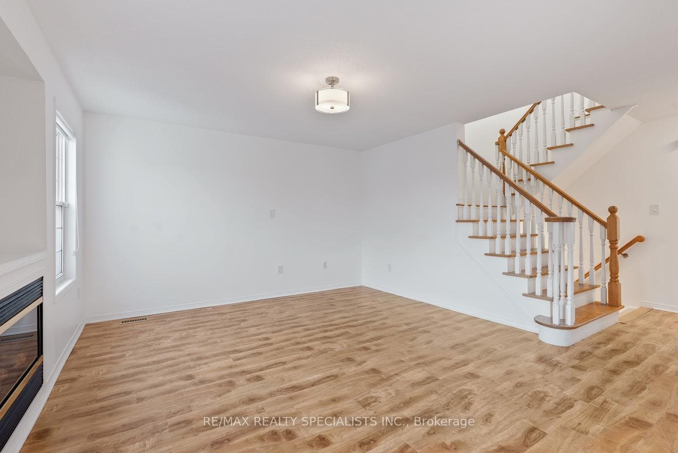 5694 Jenvic Grove photo 11