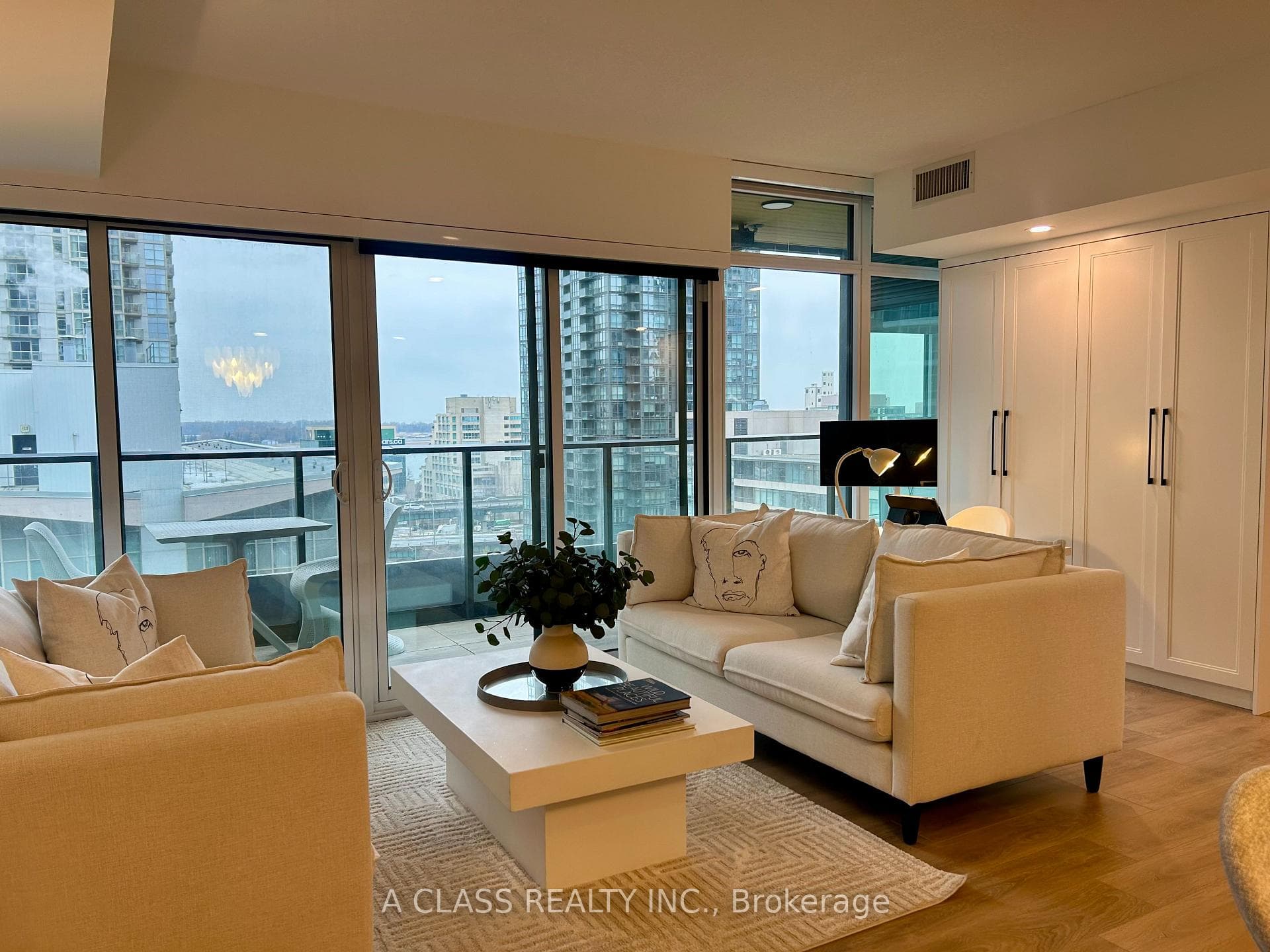 3 Concord Cityplace Way Unit 921 photo 15
