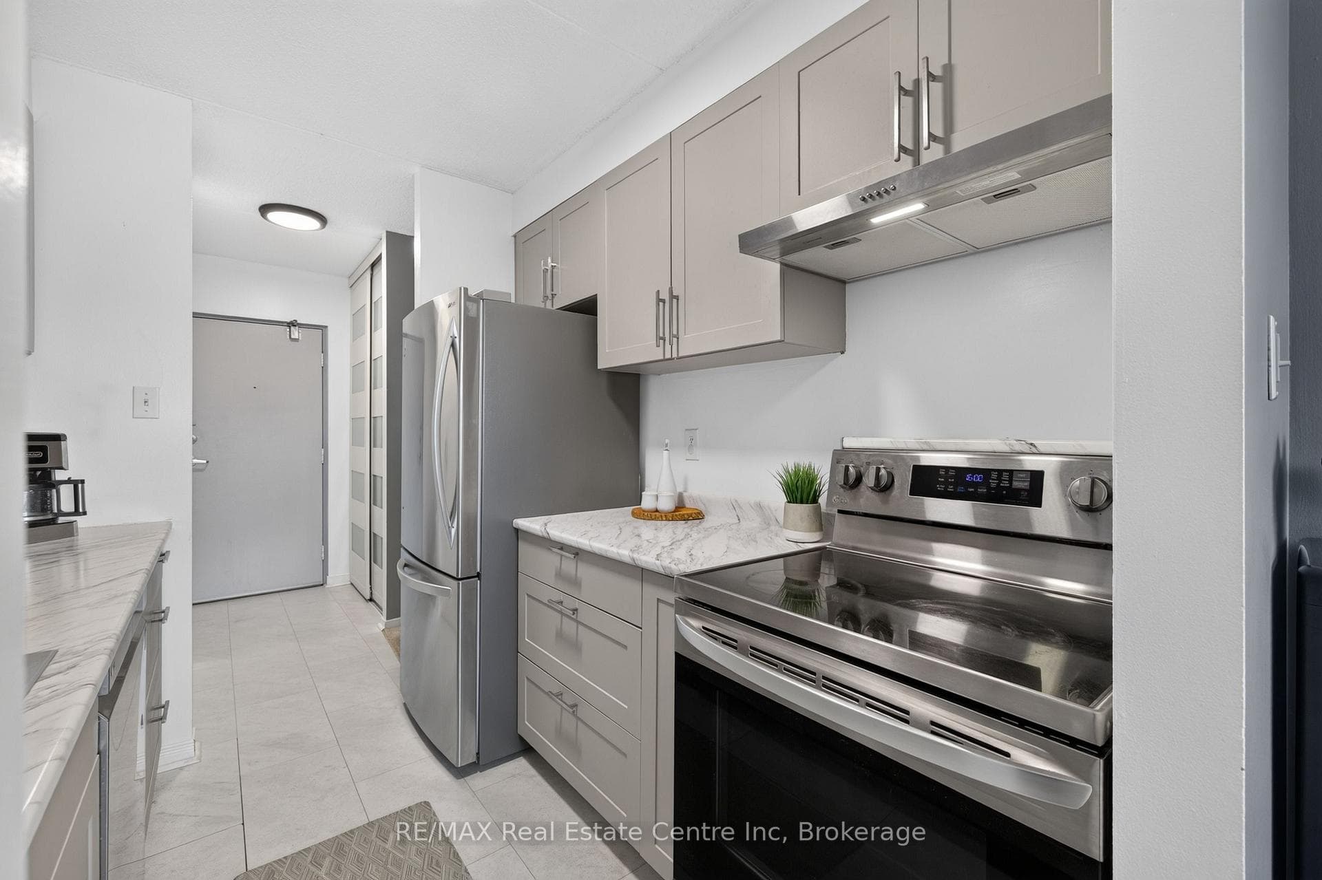 65 Silvercreek Parkway Unit 401 photo 22
