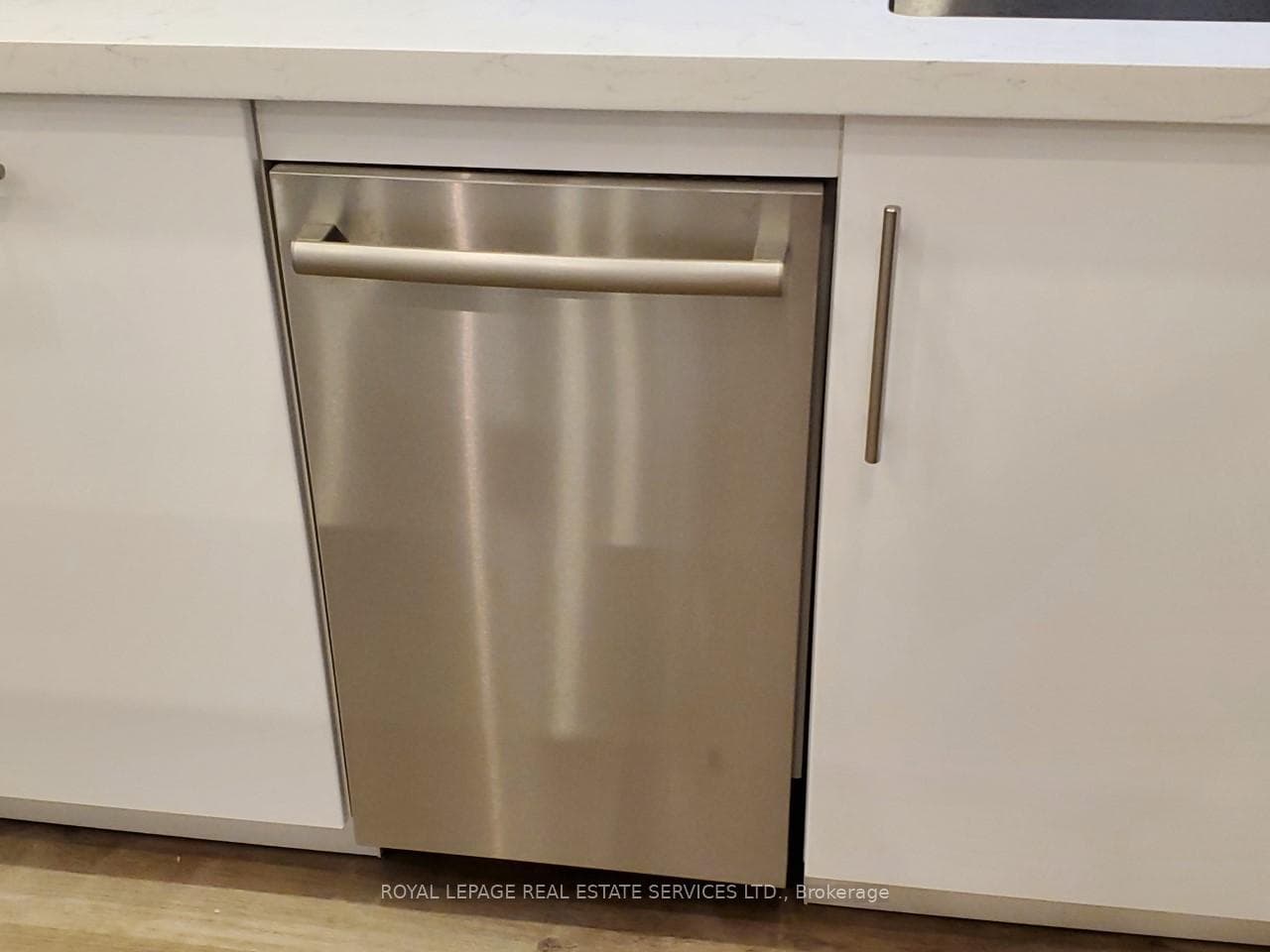 163 High Park Avenue Unit Main photo 7