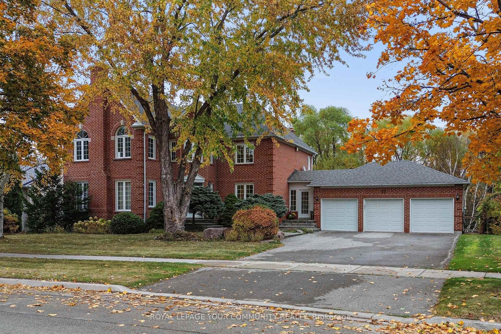 37 Willow Farm Lane photo 1