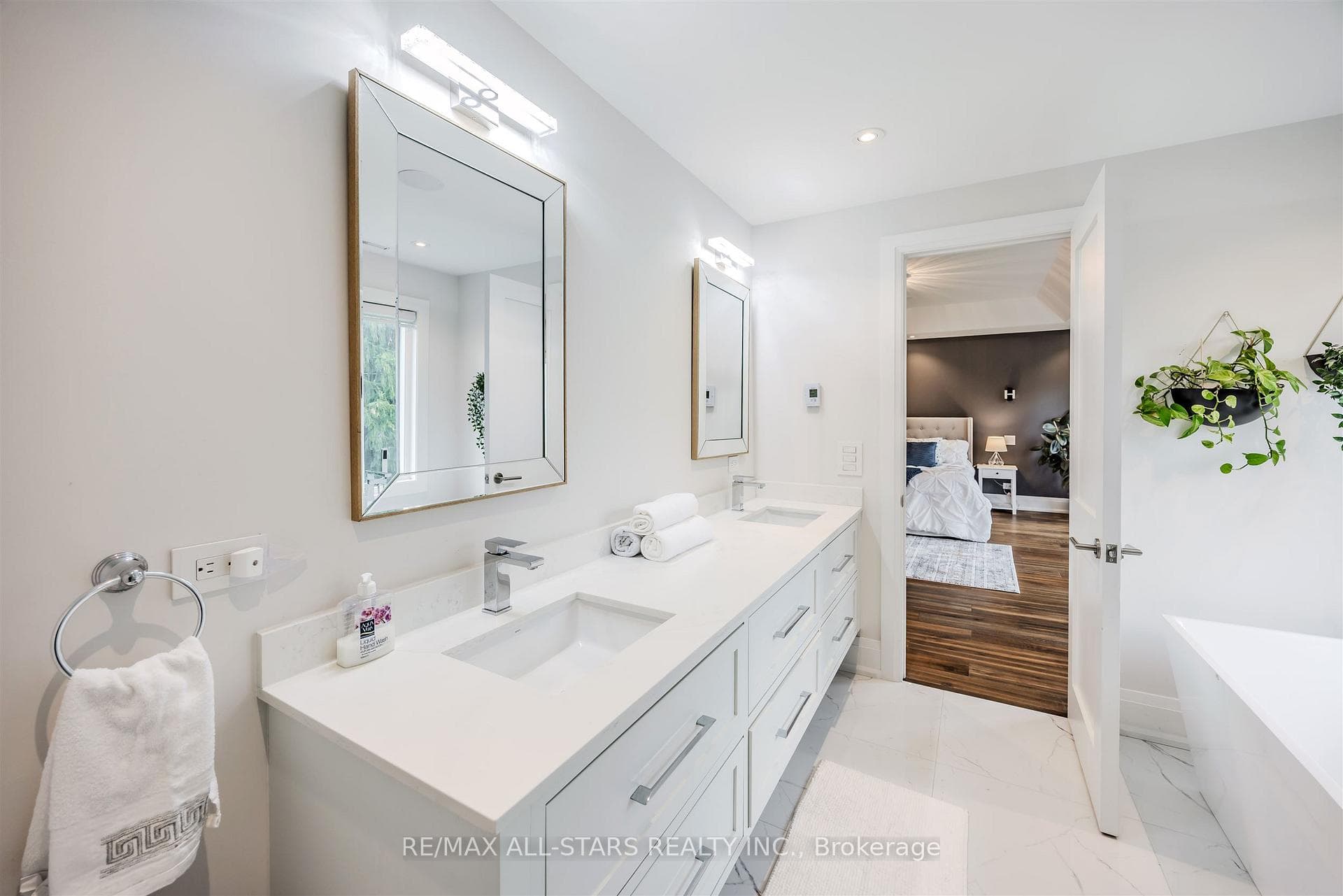 44 Muir Drive photo 29