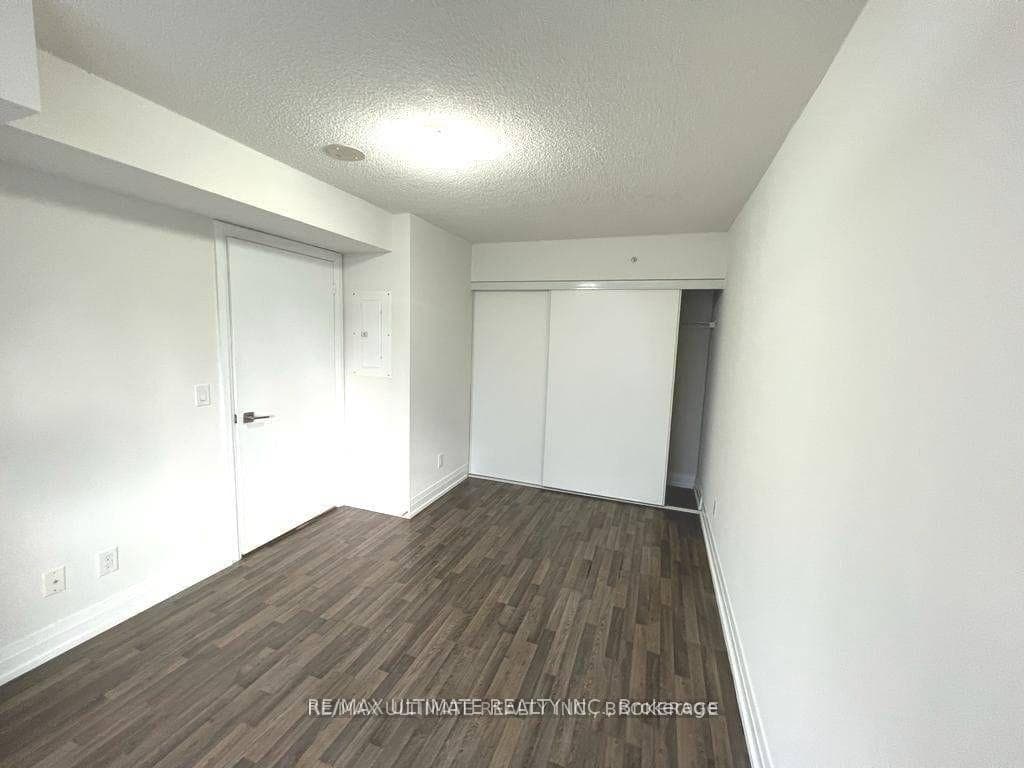 555 Wilson Avenue Unit 801E photo 15
