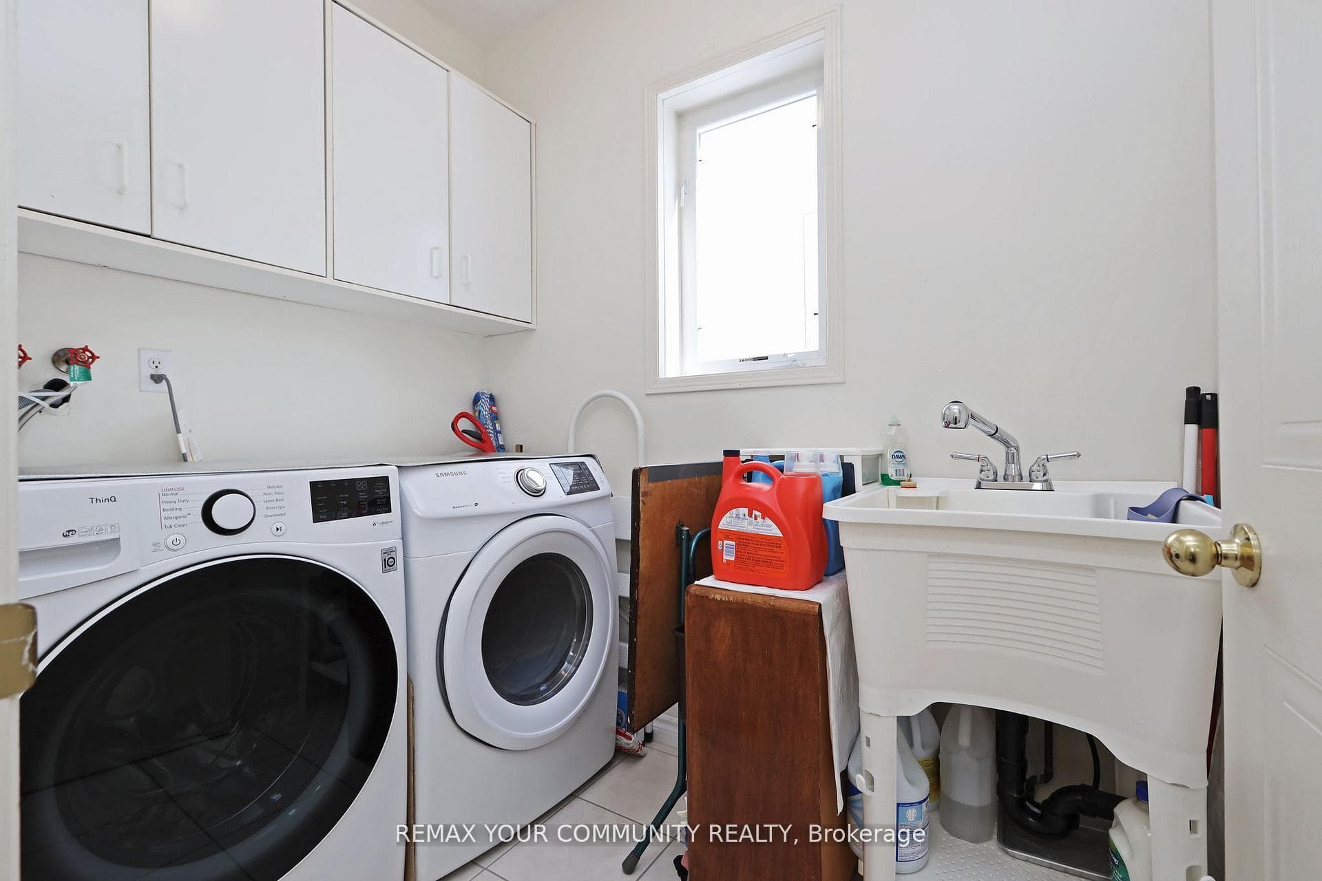 30 Trout Lily Avenue photo 15
