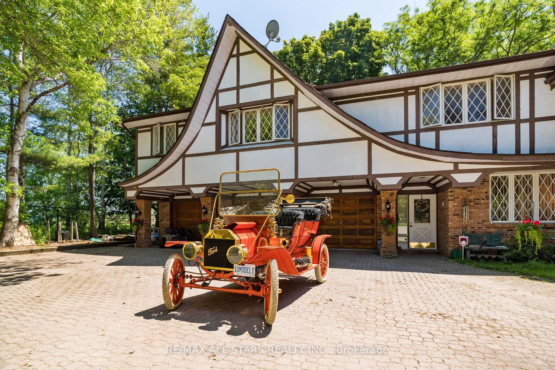 4525 Bethesda Road photo 10