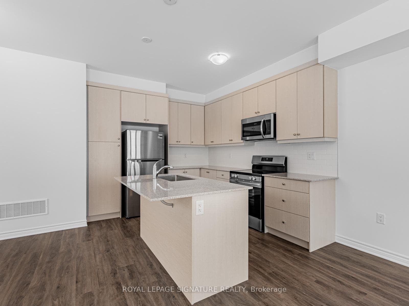 1747 Mineral Springs Way photo 10