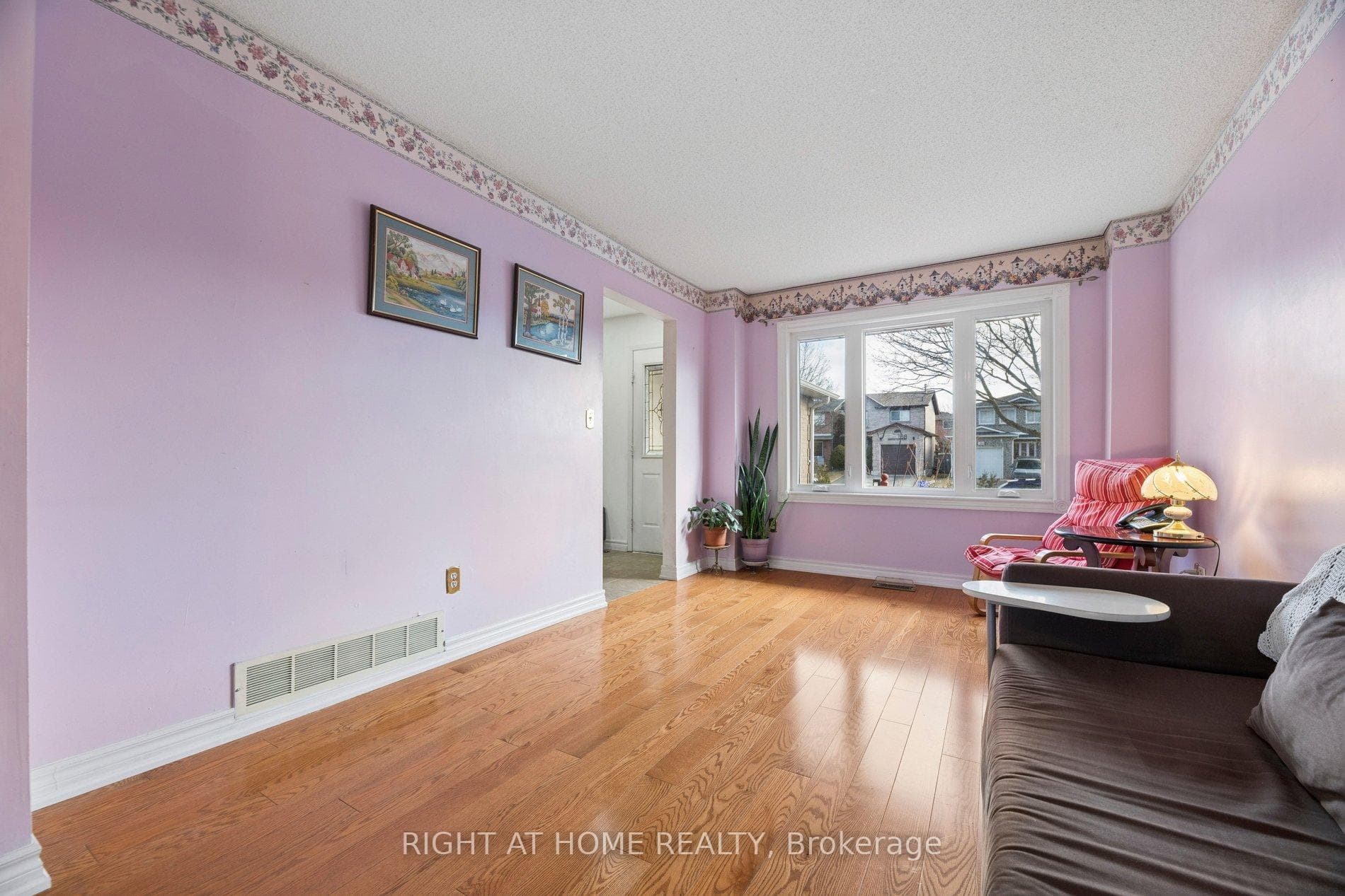 183 Ravenscroft Road photo 8