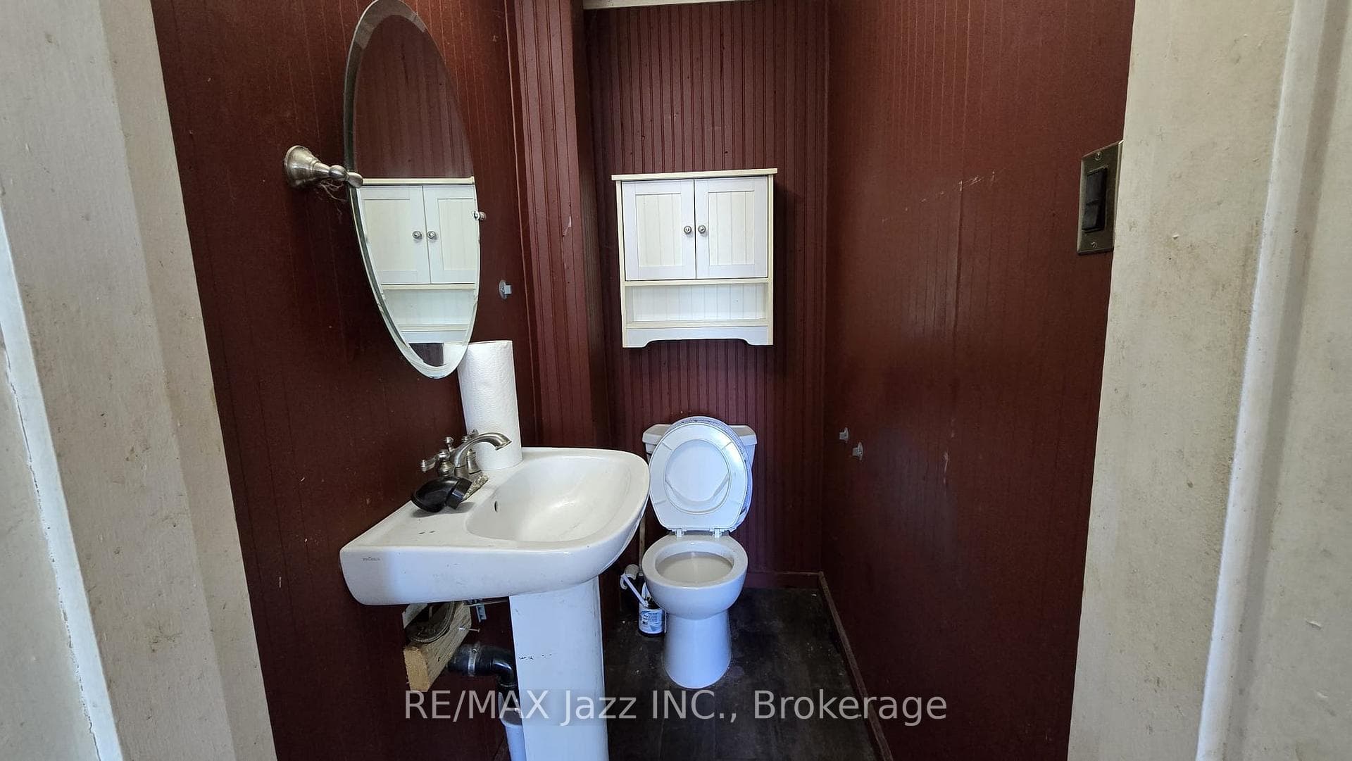 629 Brown Street photo 15