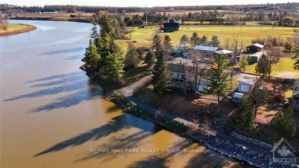 2045 TESSIER Road photo 7
