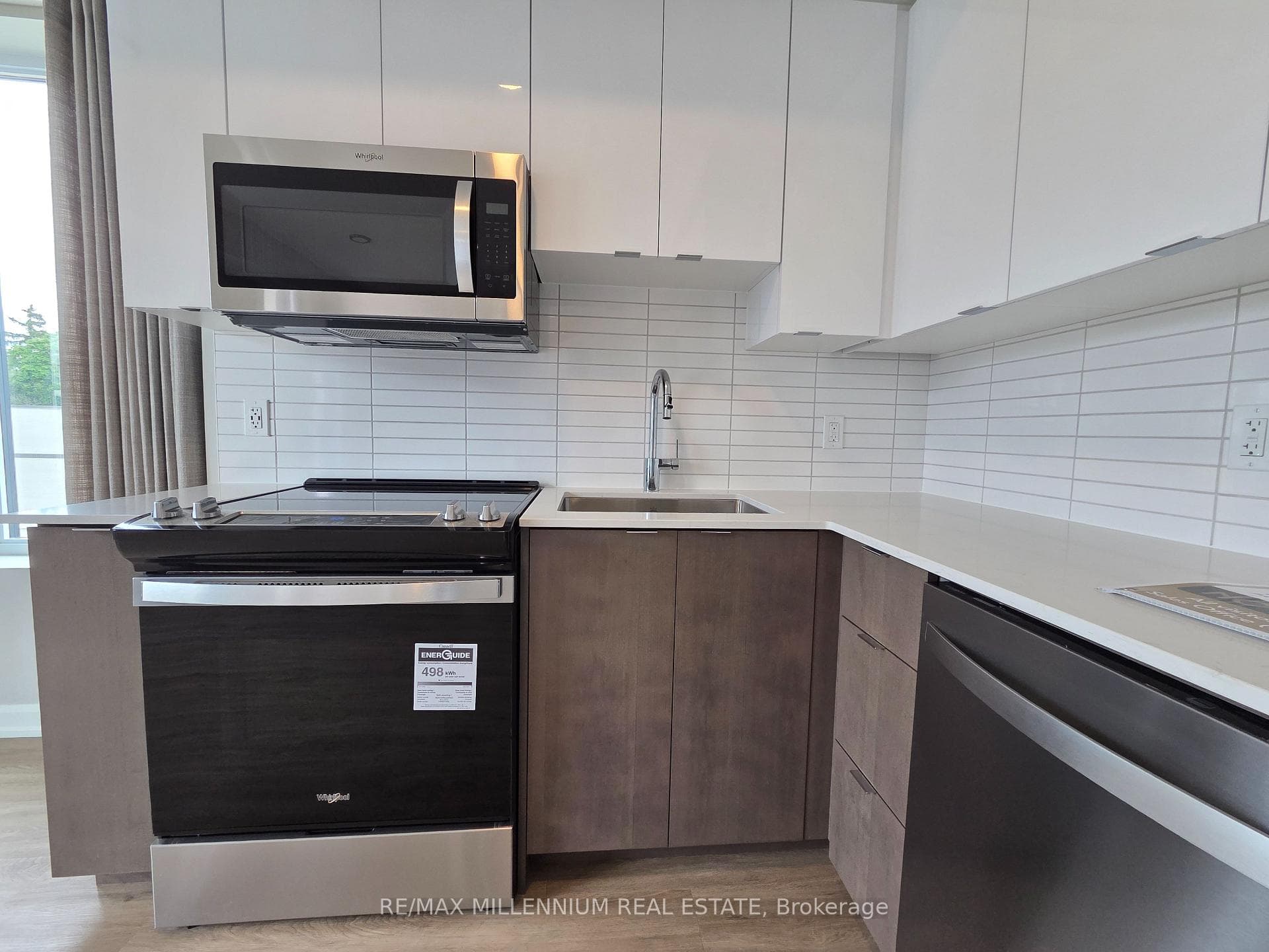 708 Woolwich Street Unit 103 photo 6