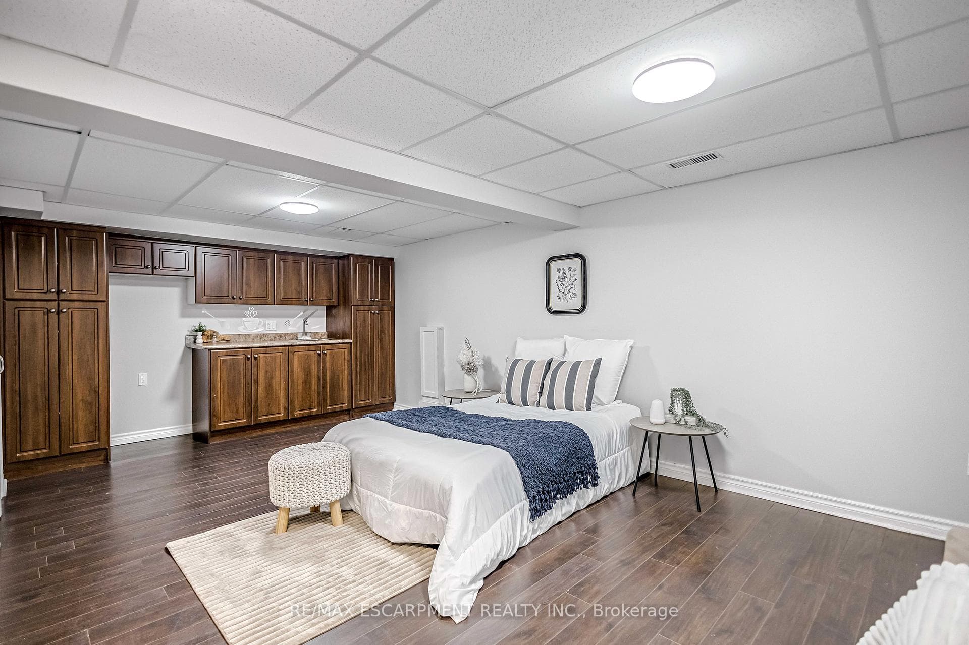 85 Ranchdale Drive photo 33