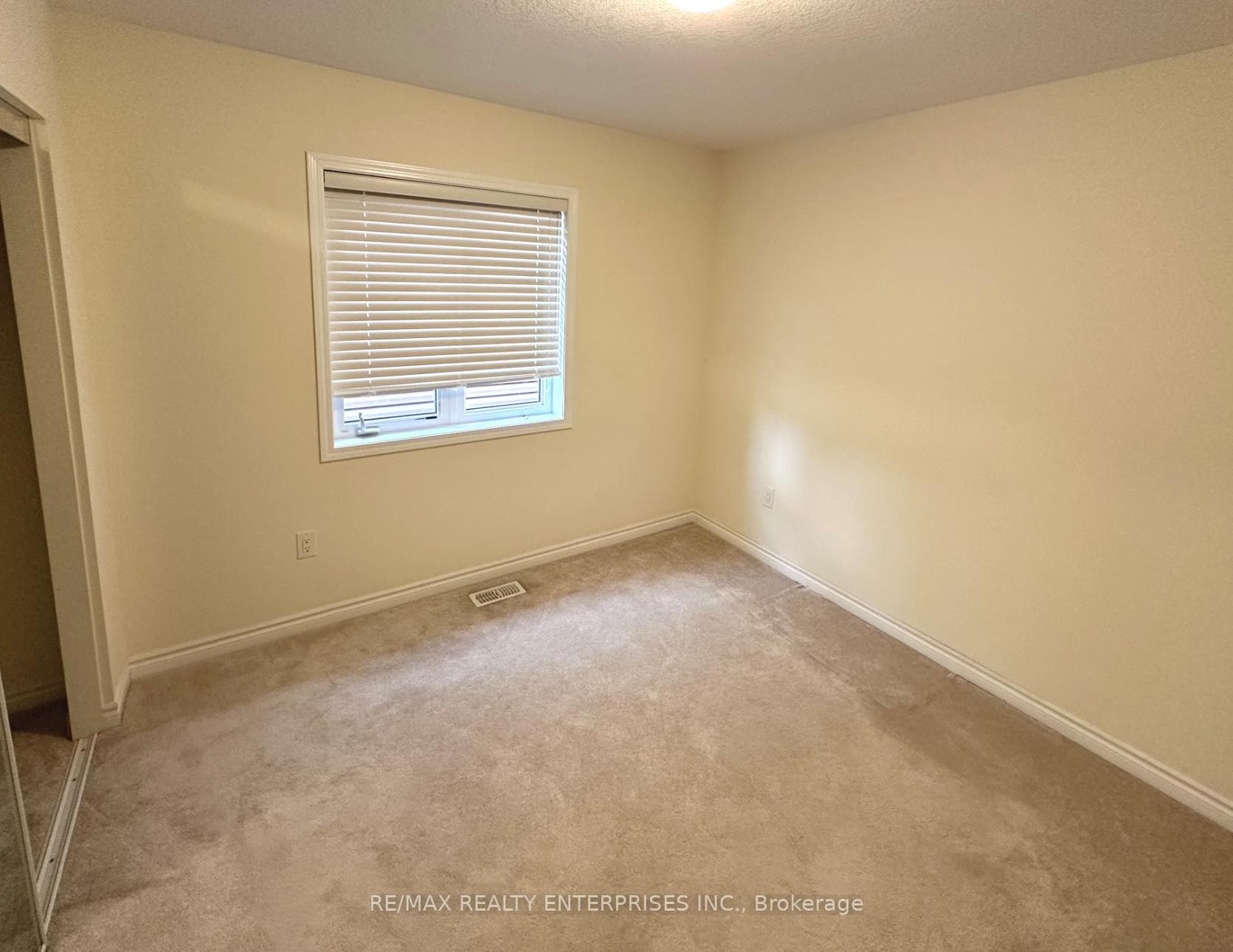 108 Celano Drive photo 27