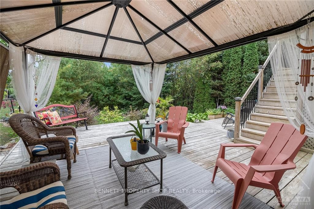 547 ROSEHILL Avenue photo 23