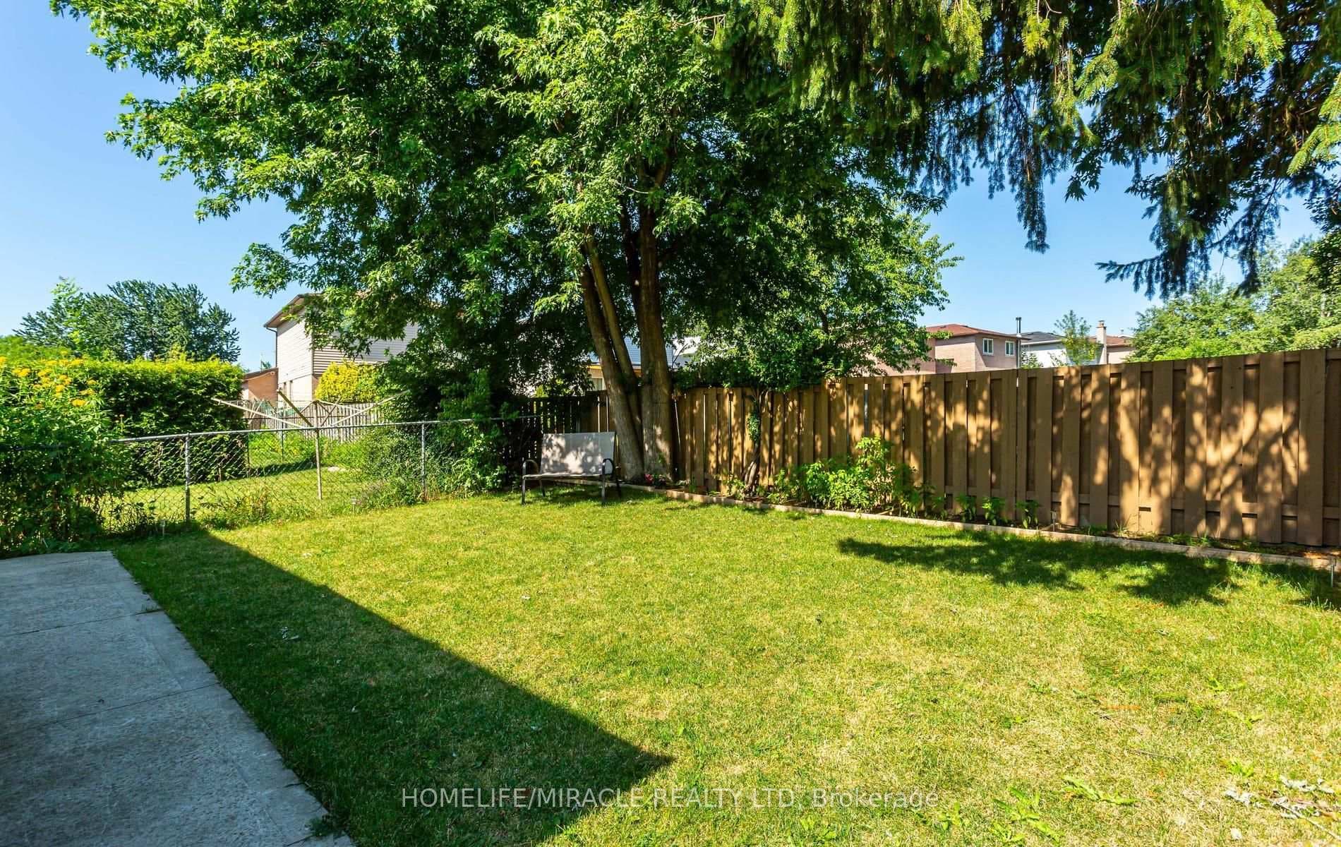 49 Newbridge Crescent photo 48