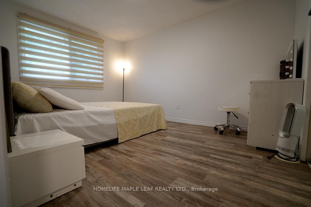 147 Muriel Crescent photo 15