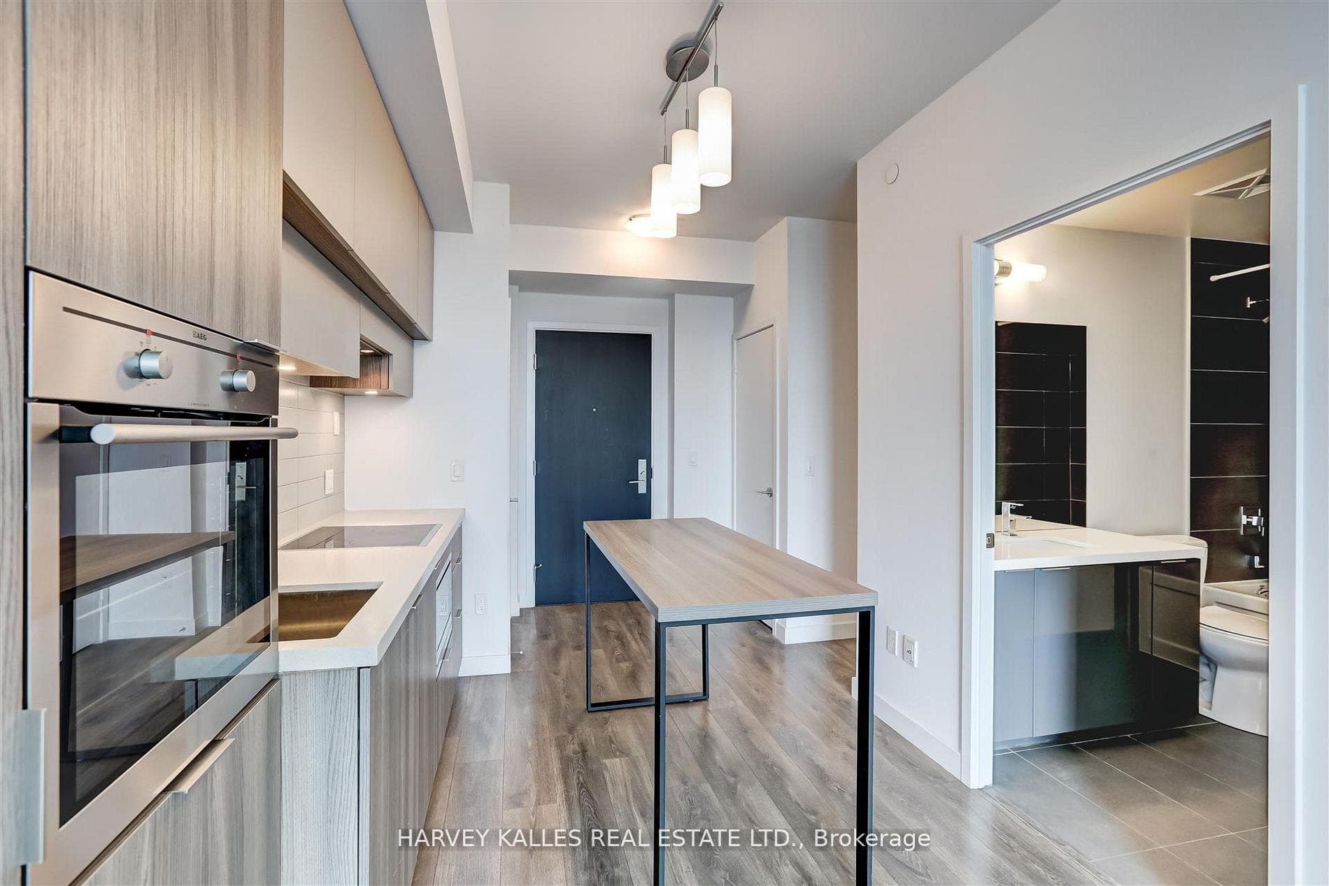 8 Eglinton Avenue Unit 5209 photo 15