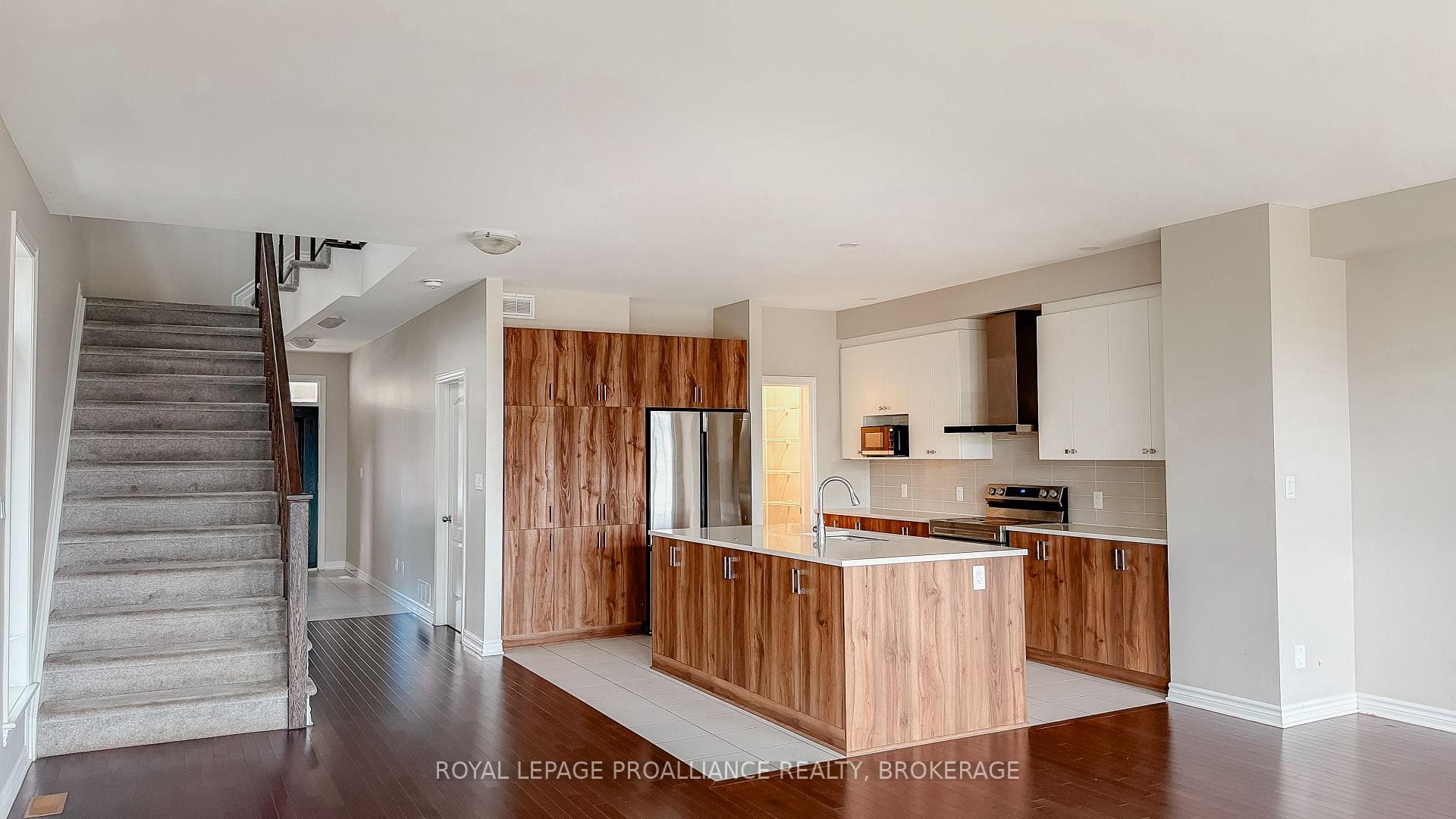 1388 Monarch Drive photo 9