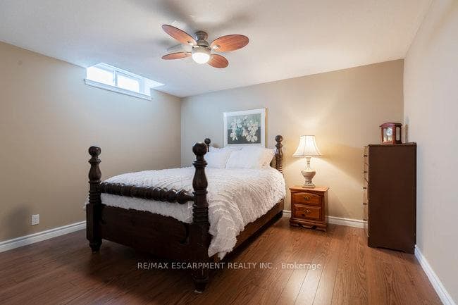 158 Donjon Boulevard photo 26
