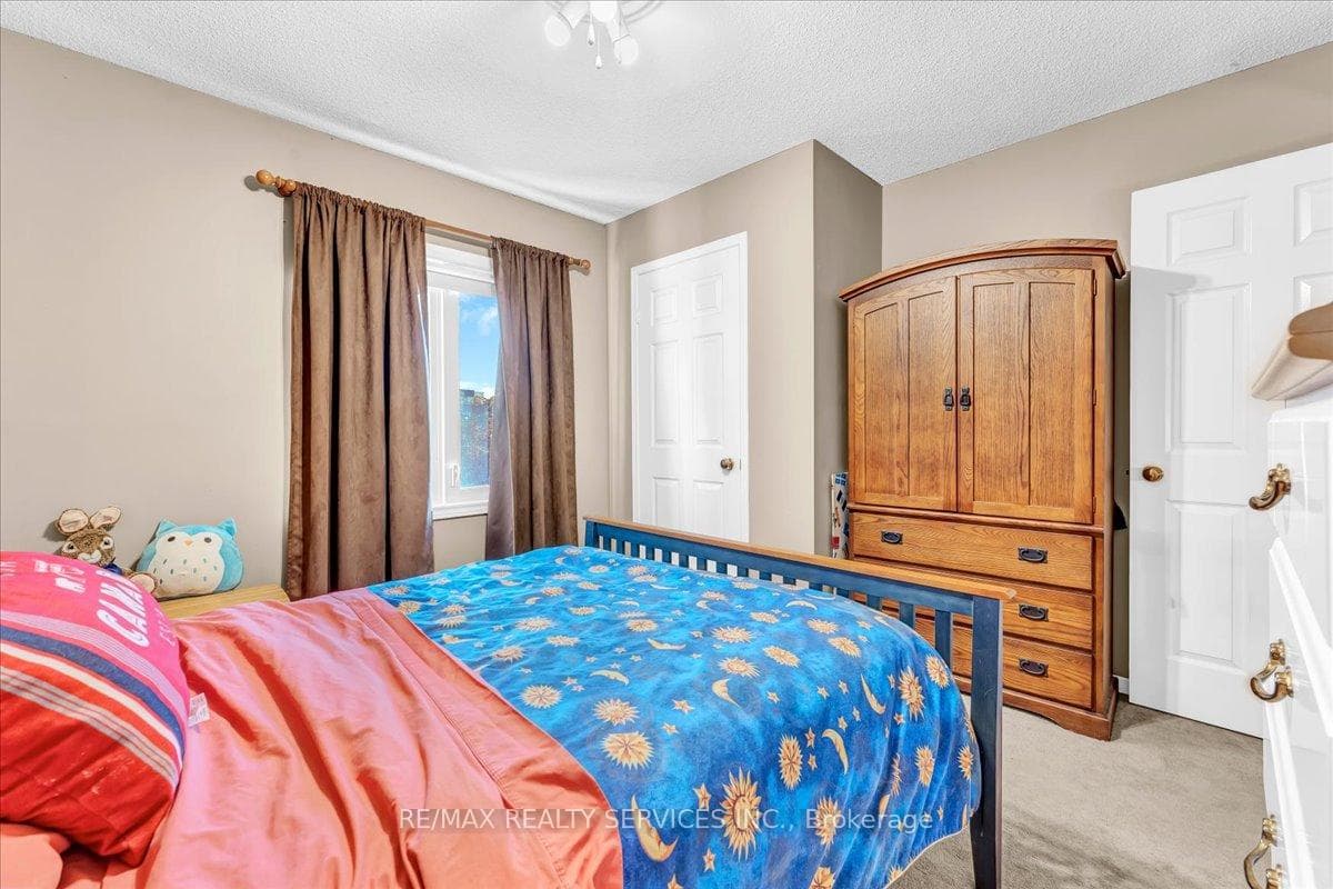 13 CORKETT Drive photo 36