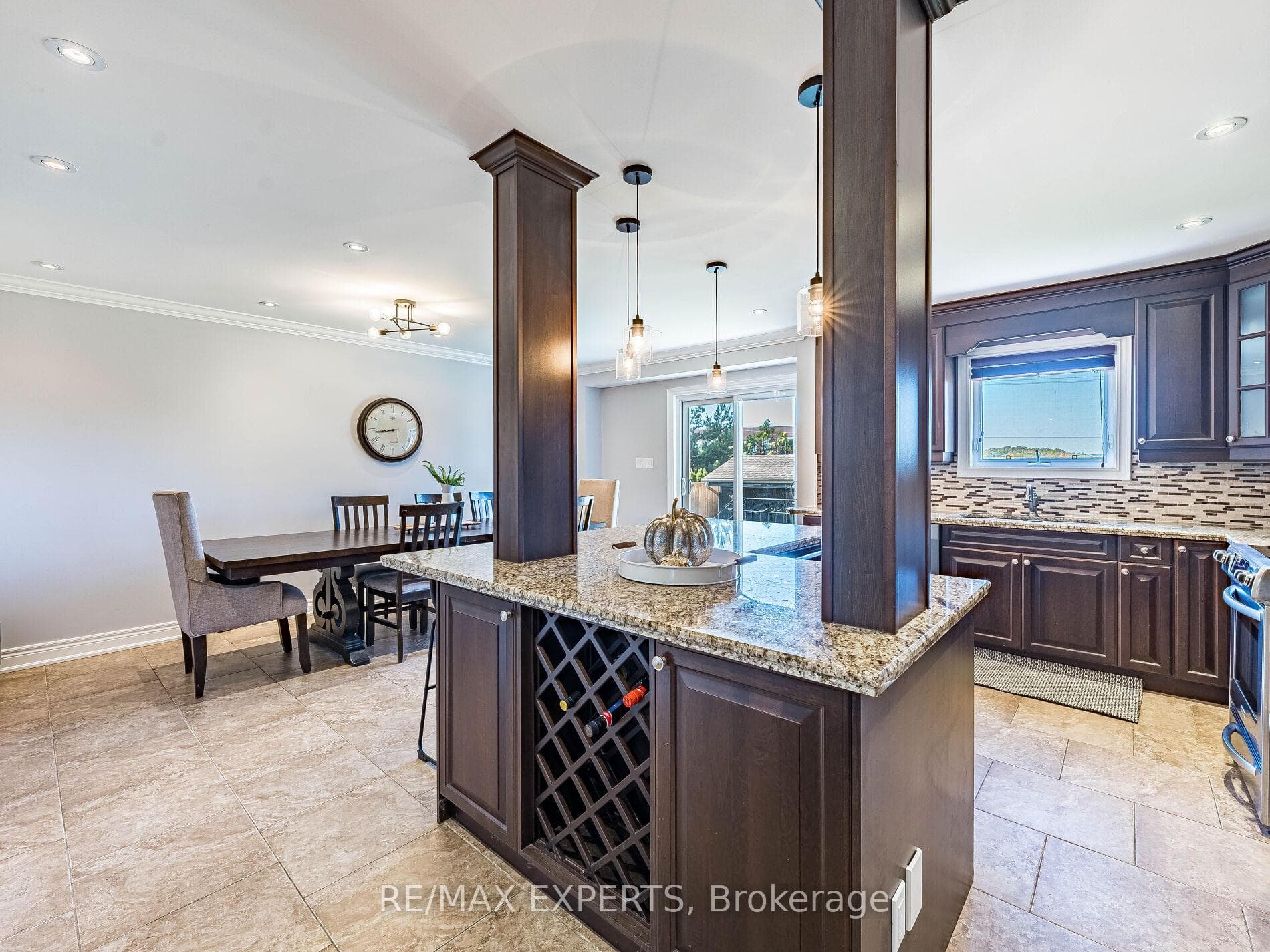 20 Foxchase Drive photo 11