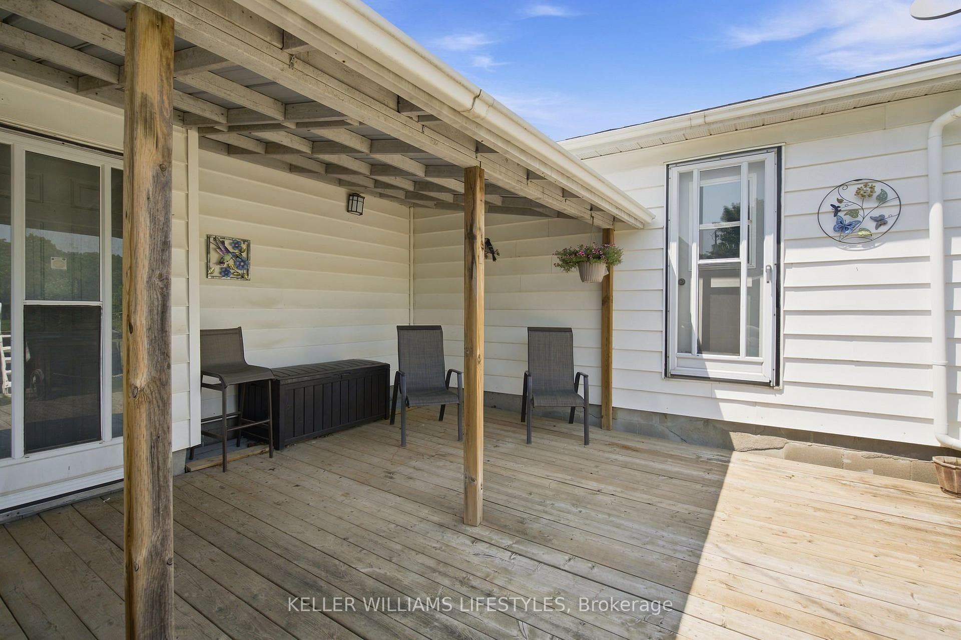 9820 BELMONT Road photo 38