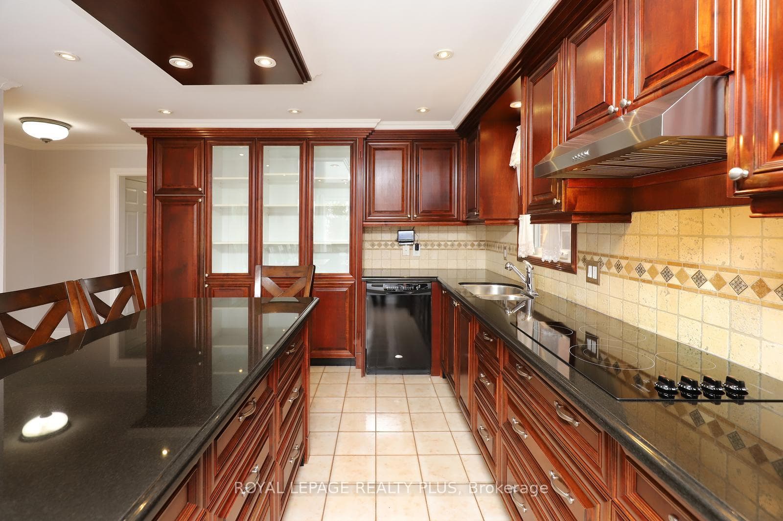 1086 Hedge Drive photo 13