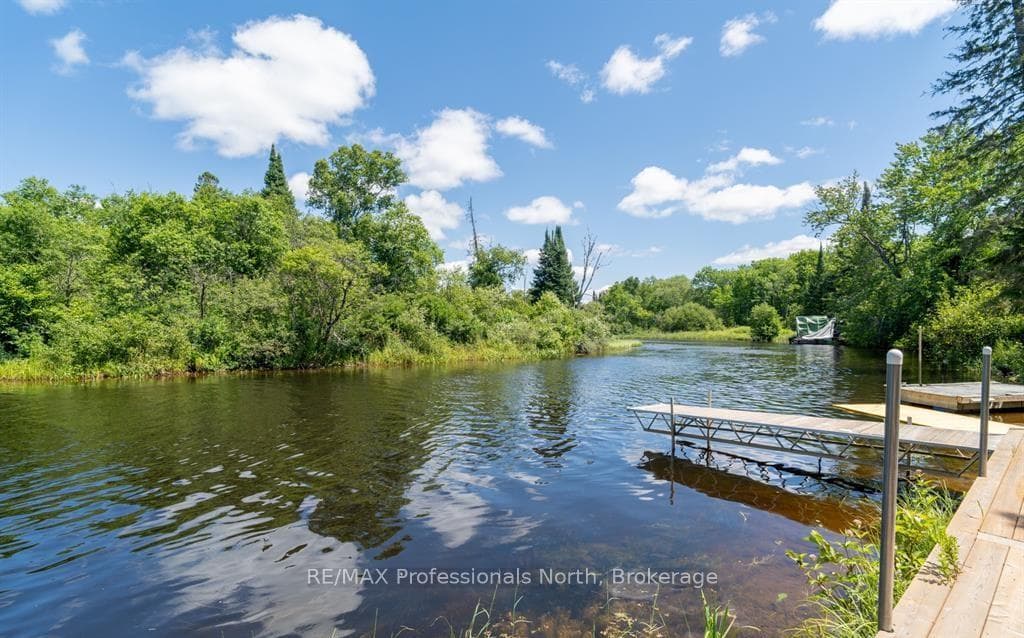 899 KATRINE Road photo 5