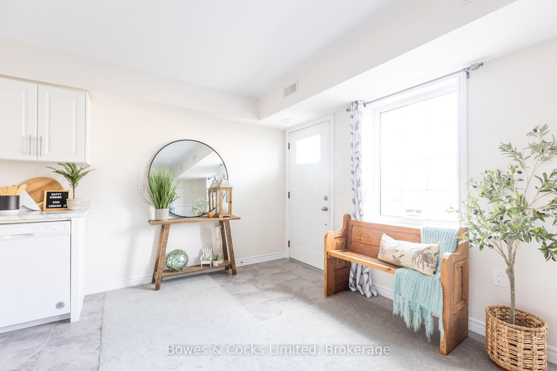 50 Maple Avenue Unit 102 photo 5