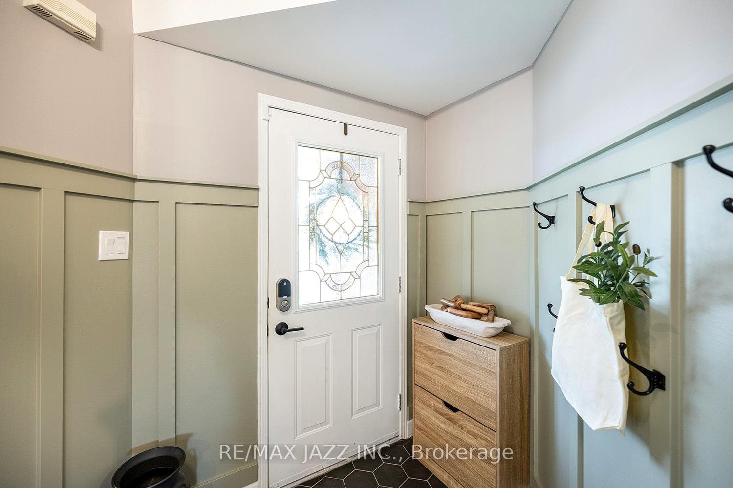 12 Bonnycastle Drive photo 15
